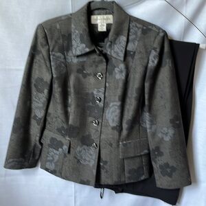 Jones New York Pants Suit